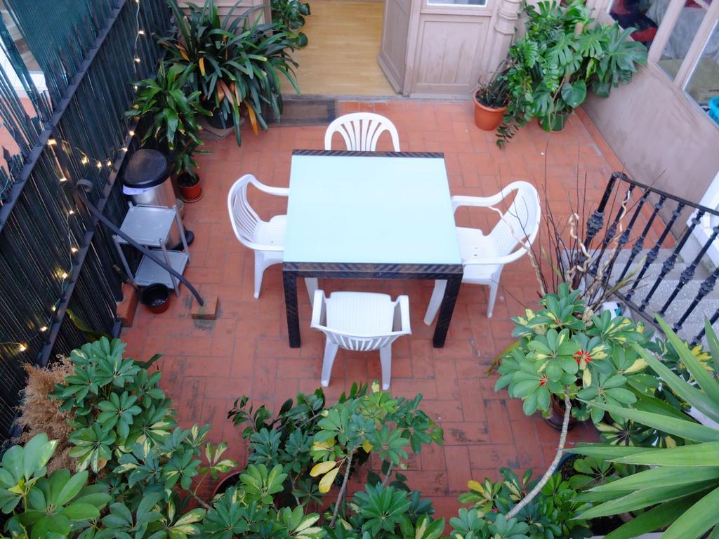 Soul Backpackers Barcelona Hostel Bagian luar foto