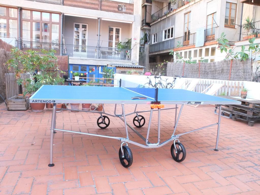 Soul Backpackers Barcelona Hostel Bagian luar foto