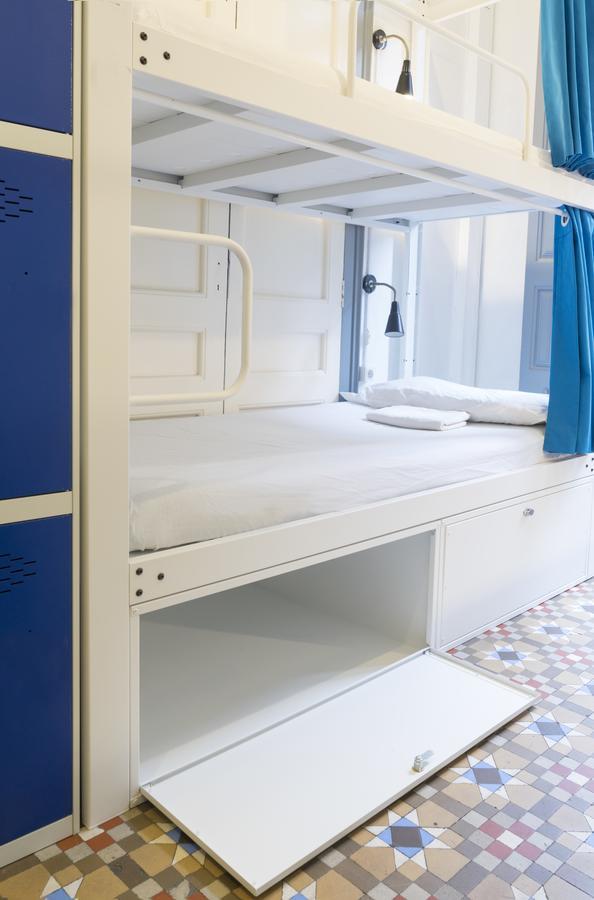 Soul Backpackers Barcelona Hostel Bagian luar foto