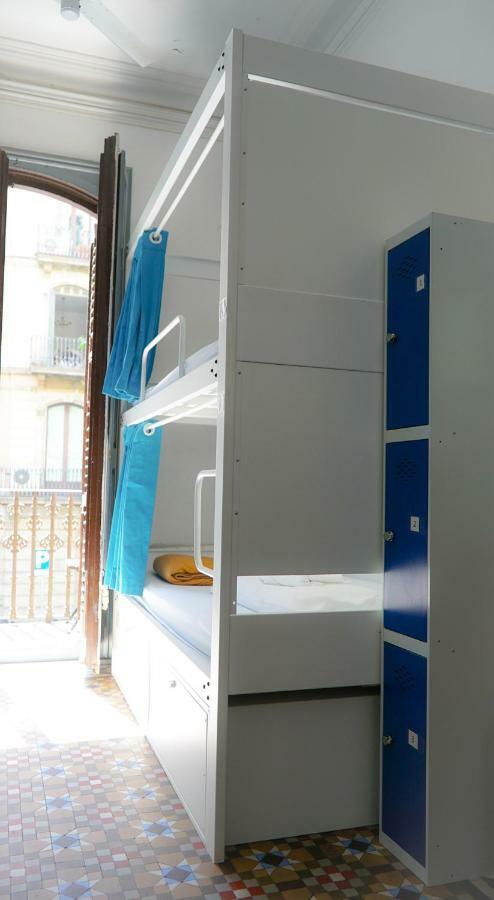 Soul Backpackers Barcelona Hostel Bagian luar foto